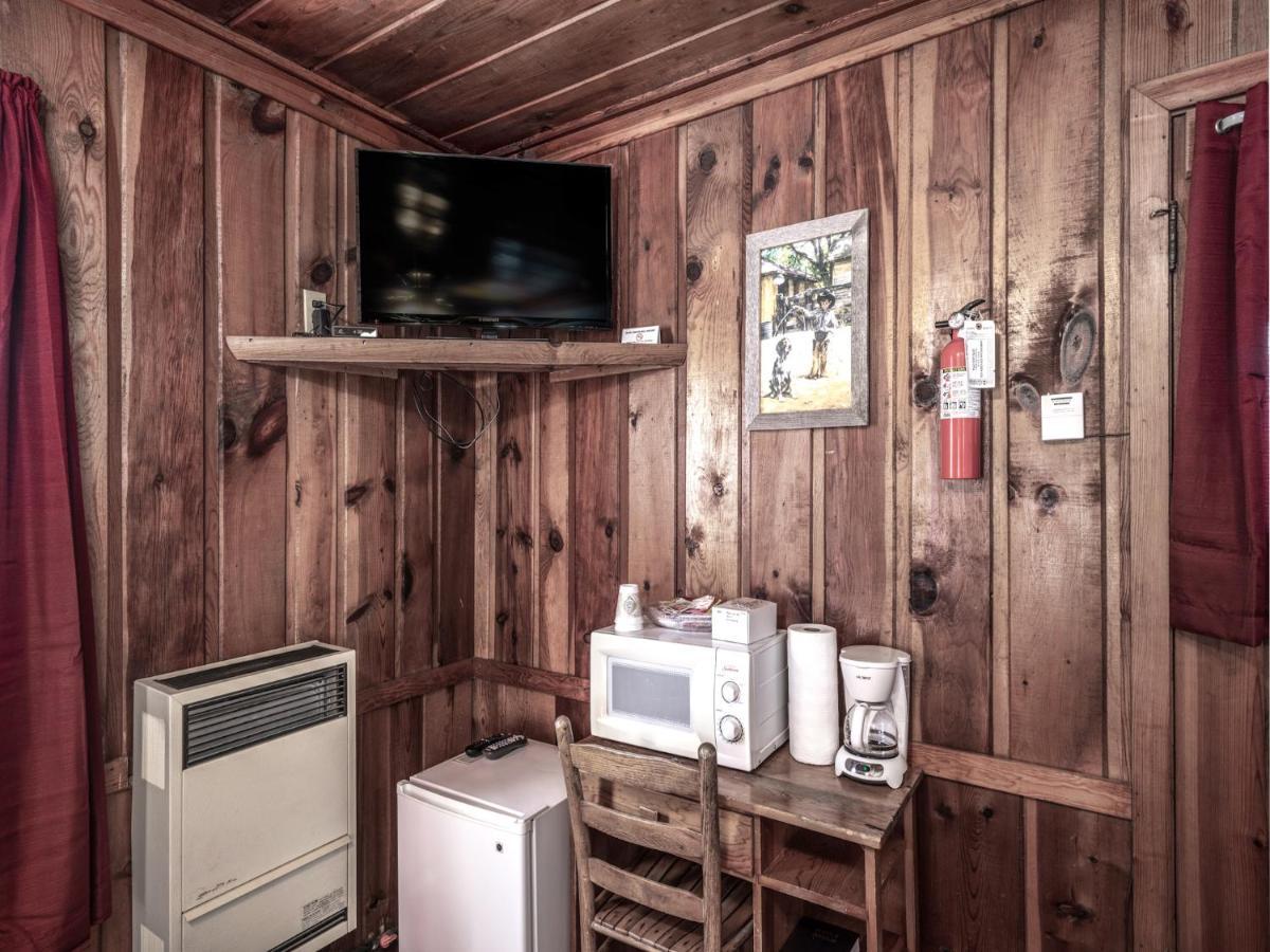 Apache Village 3, Queen Bed, Midtown, Sleeps 2 鲁伊多索 外观 照片