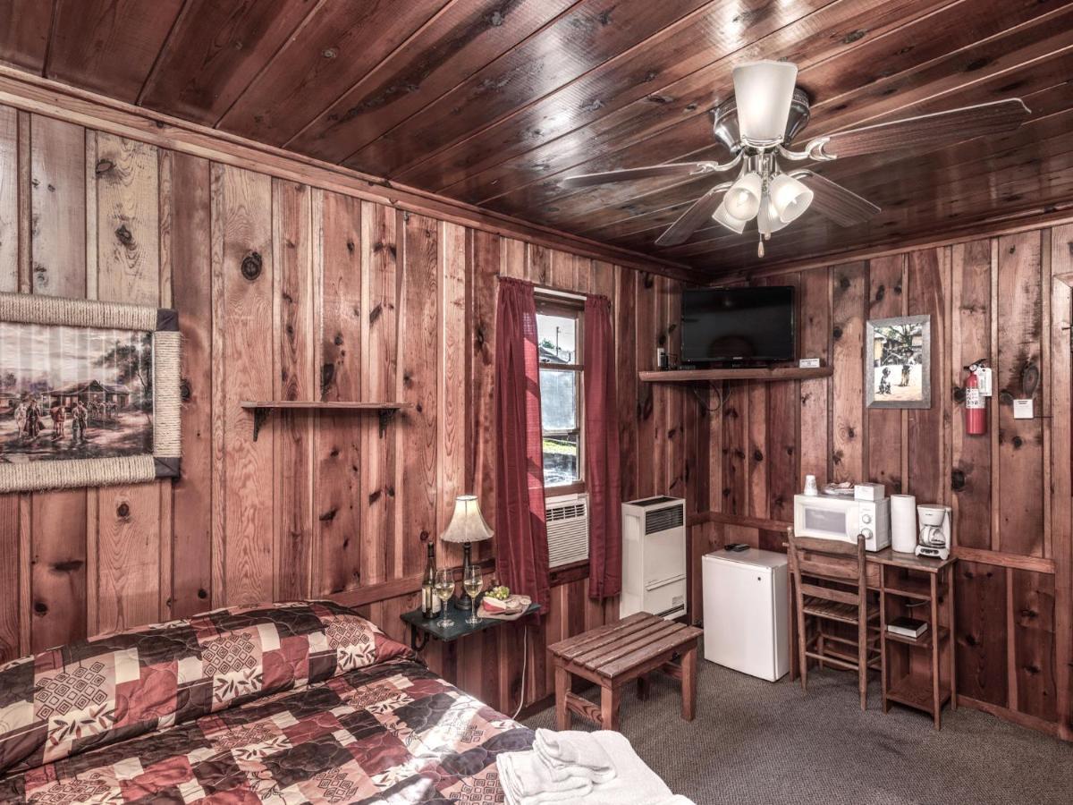 Apache Village 3, Queen Bed, Midtown, Sleeps 2 鲁伊多索 外观 照片